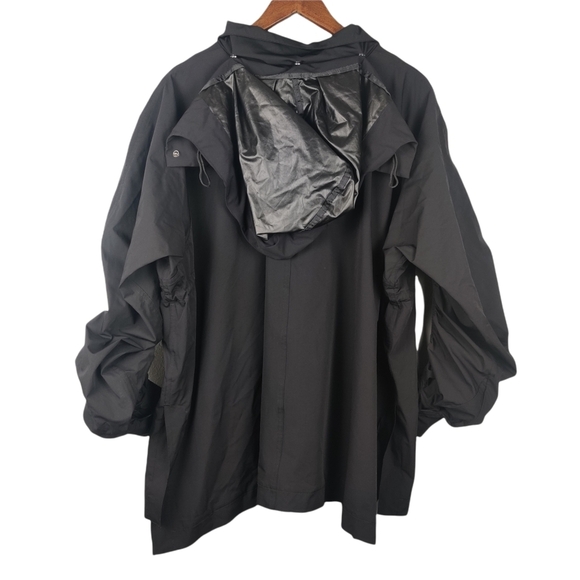 Fabletics Giana Ruched Sleeve Lightweight Jacket Black Medium - Picture 4 of 14